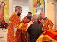 «Святитель Николай собрал нас всех под свое крыло...»