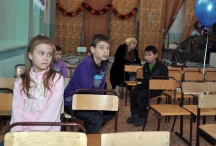 Детский утренник Охотское Рождество. 8 января 2012 год.