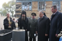 Закладка памятной капсулы в основание будущей семинарии (20 октября 2005)
