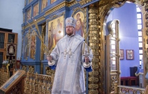 Божественная литургия в праздник успения Пресвятой Богородицы в Градо-Хабаровском соборе Успения Божией Матери 28 августа 2018 г.